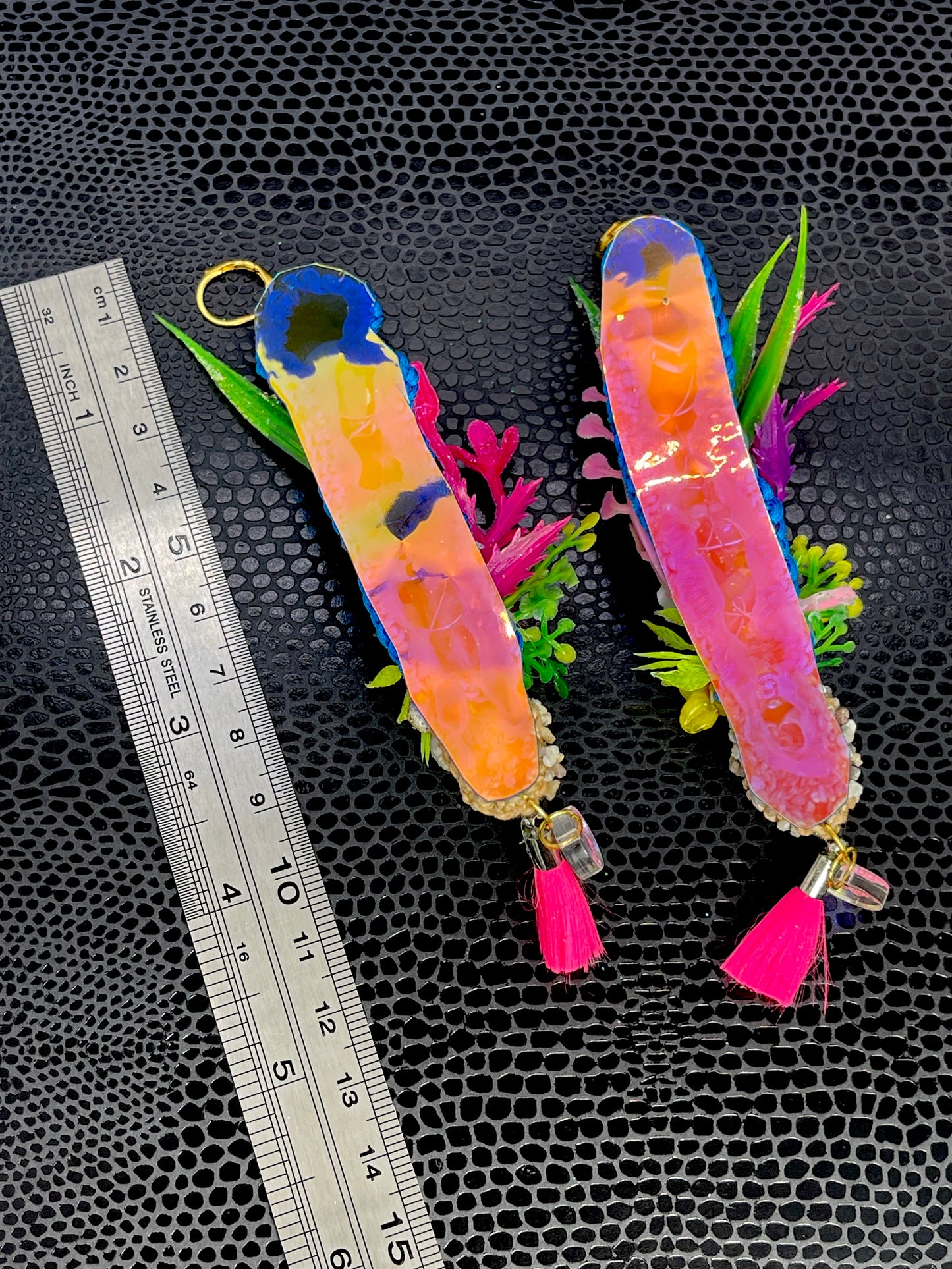 Aquarium Earrings 2 (Neon pink tassels)