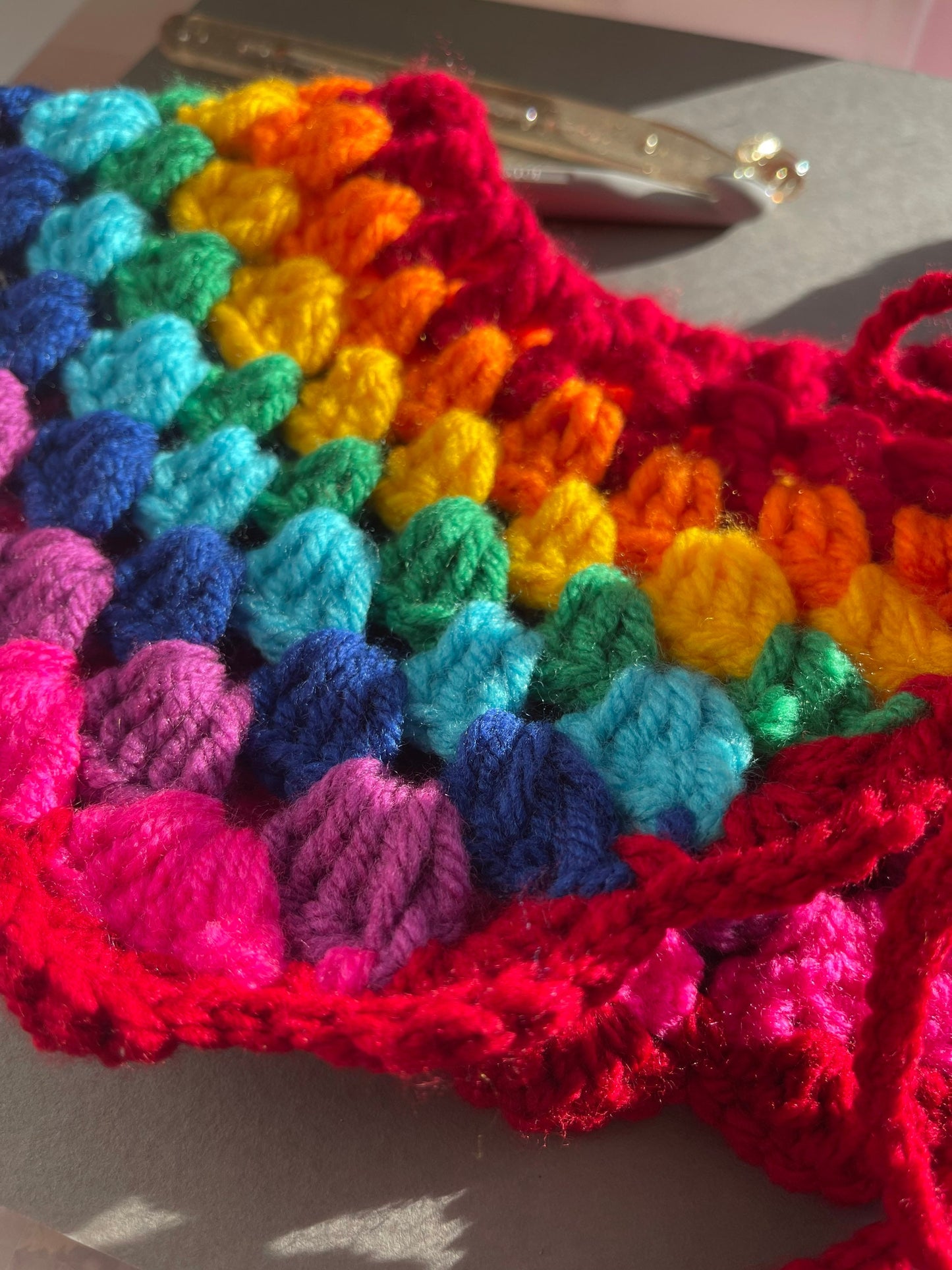 Clowncore rainbow collar, rainbow crochet collar, clowncore clothing, happy gift, rainbow christmas gift, colourful collar, fun knitwear